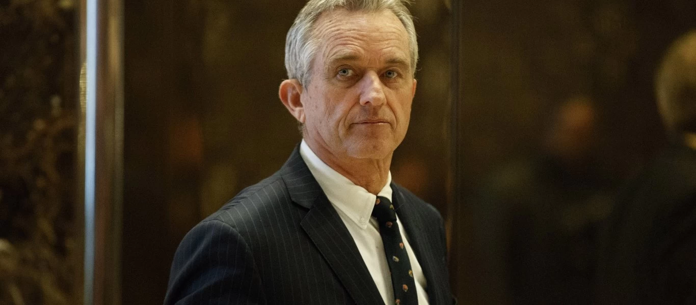 Μύδροι από Robert Kennedy κατά Μ.Γκέιτς: «Χρησιμοποιεί το εμβόλιο του κορωνοϊού για να επιβάλλει παγκόσμια δικτατορία»